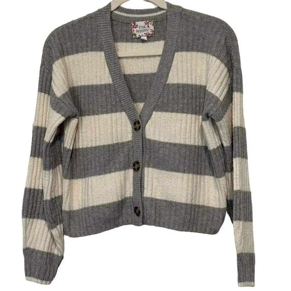 Pink Republic Women's Gray Striped Cardigan Sweater Size‎ S V-Neck - Picture 2 of 9